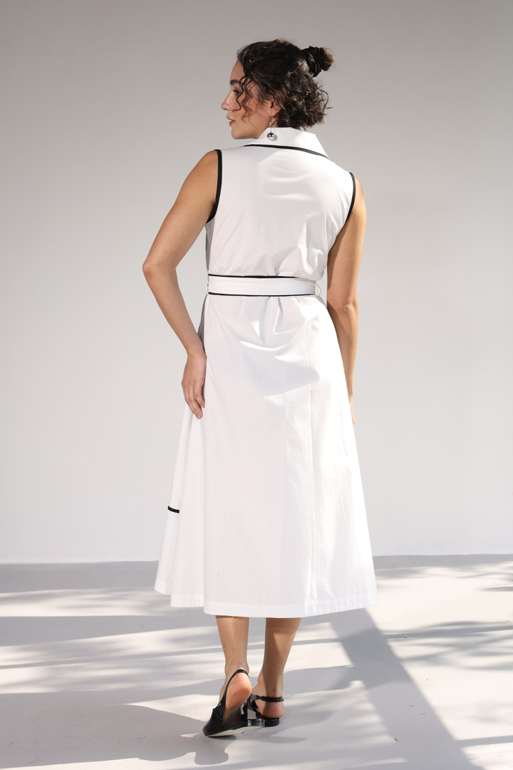 Miller Pocket Dress - White Collar