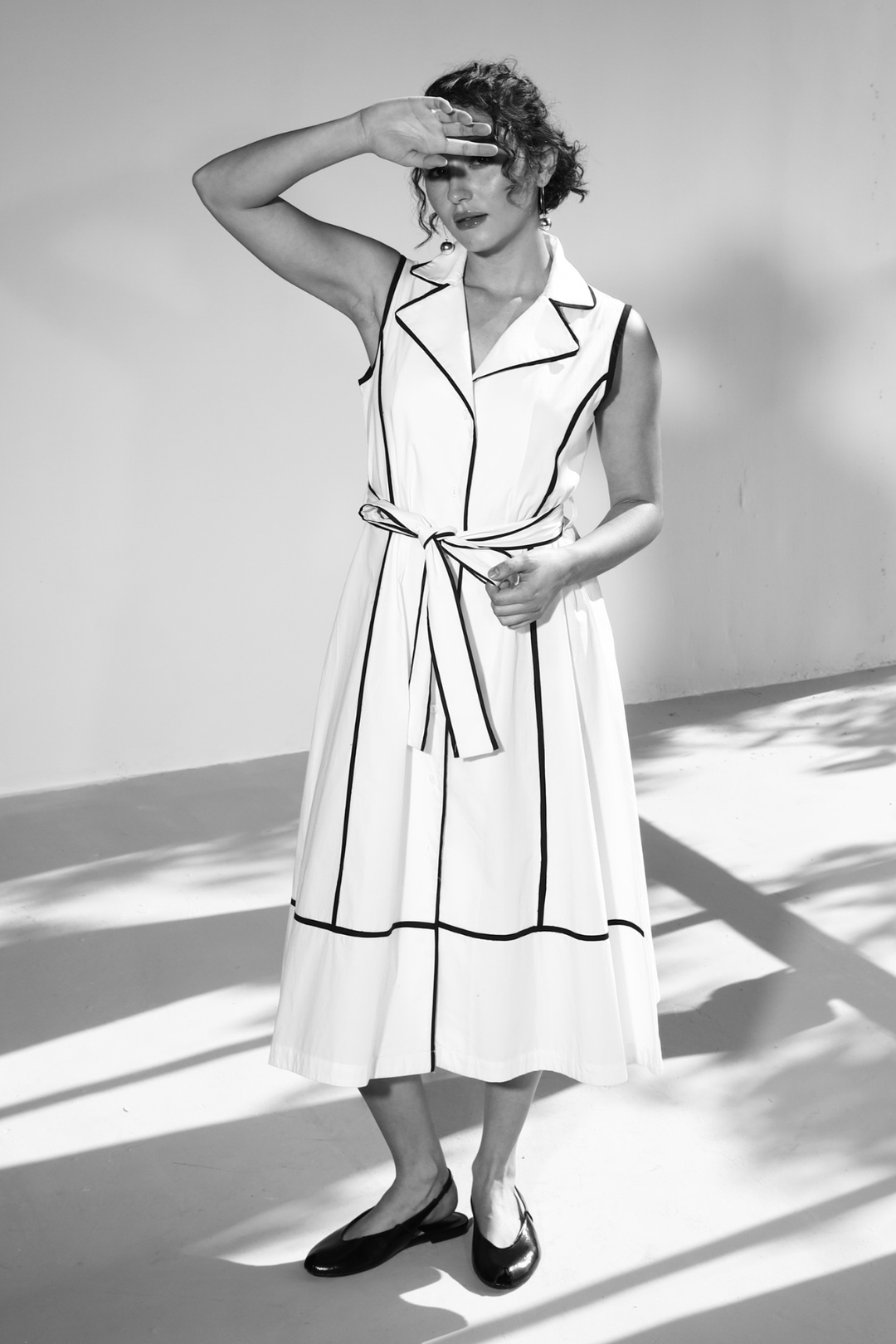 Miller Pocket Dress - White Collar